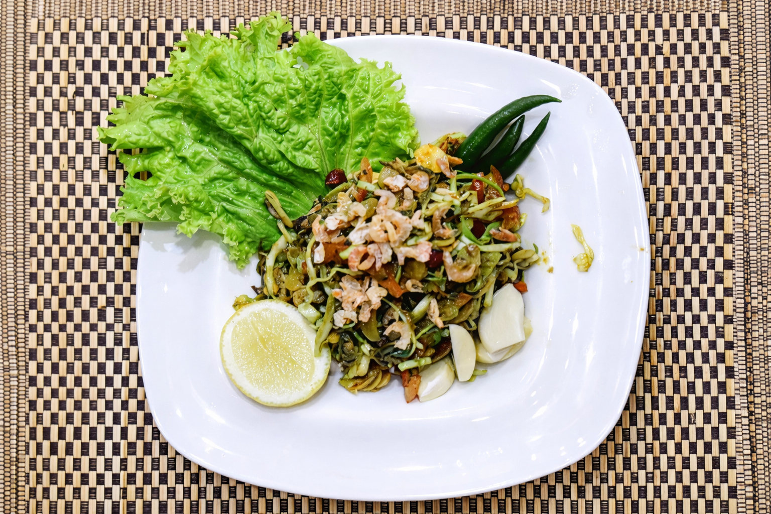 Myanmar Tea Leaf Salad