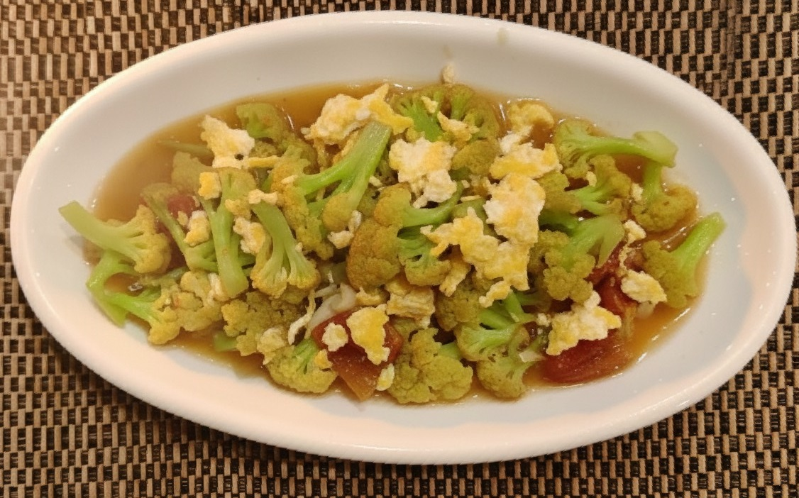 fried cauliflower with egg
